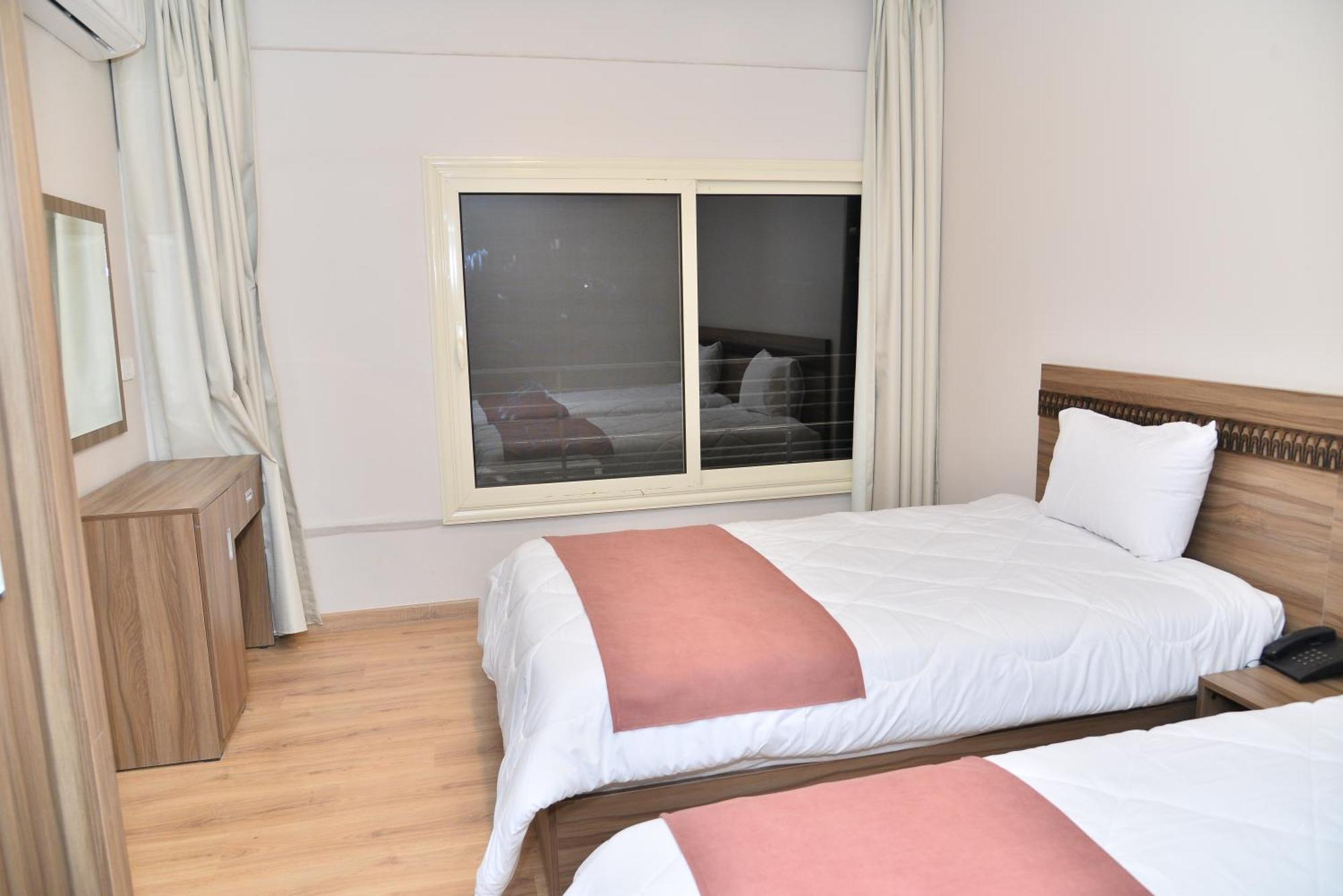 Hotel New Lotus 3*
