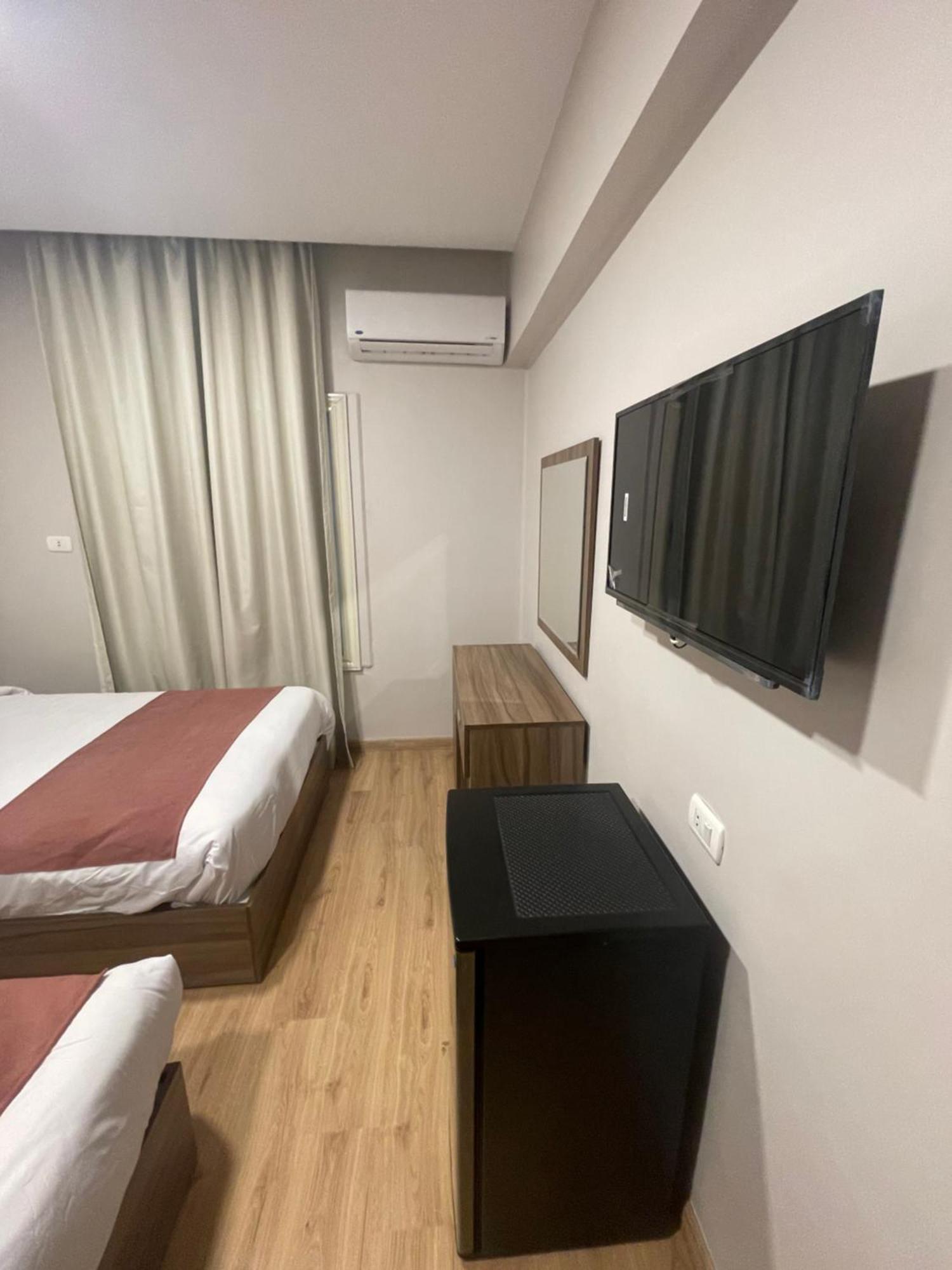 New Lotus Hotel
